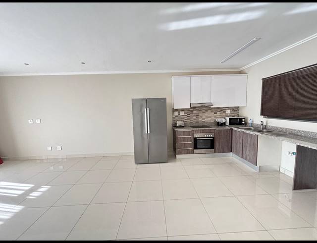 2 BEDROOM APARTMENT FOR SALE IN UMHLANGA RIDGE